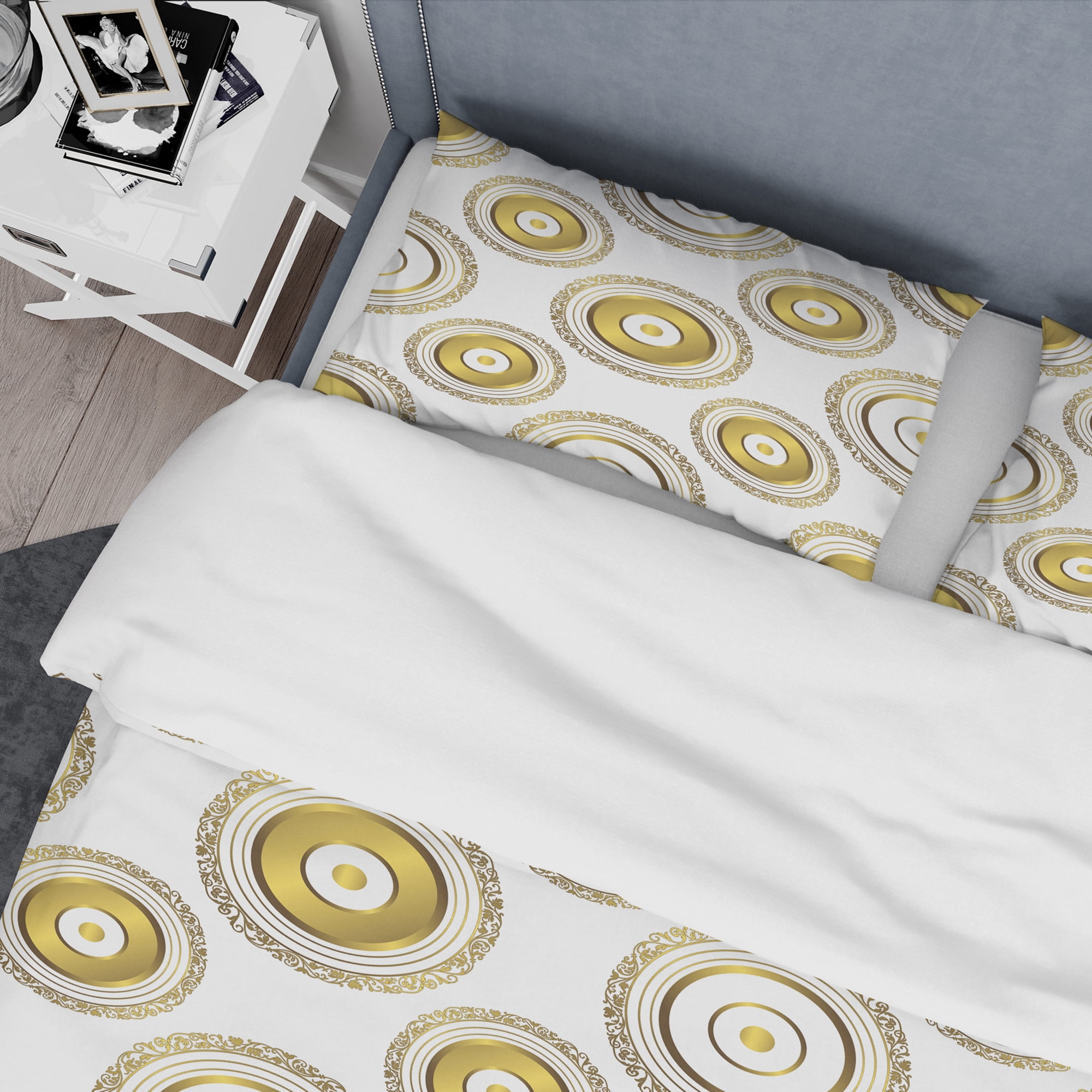 Designart 'Circular Golden Pattern I ' Mid-Century Modern Duvet Cover Set