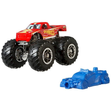 Hot Wheels Monster Trucks Racing Truck - Connect and Crash Car Included 3/50 1:64 - Red Truck with Giant