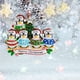 thumbnail image 2 of Ounissouiy Encantadora decoración familiar de pingüinos navideños de resina para crear un ambiente festivo, regalos pensativos bonitos Kits de decoración para fiestas, 2 of 6