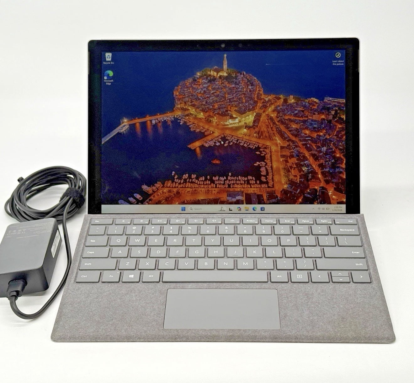 Microsoft Surface Pro5 12.3インチ シルバー Amazon.com : Microsoft Surface Pro 5 12.3” Touch-Screen (2736 X