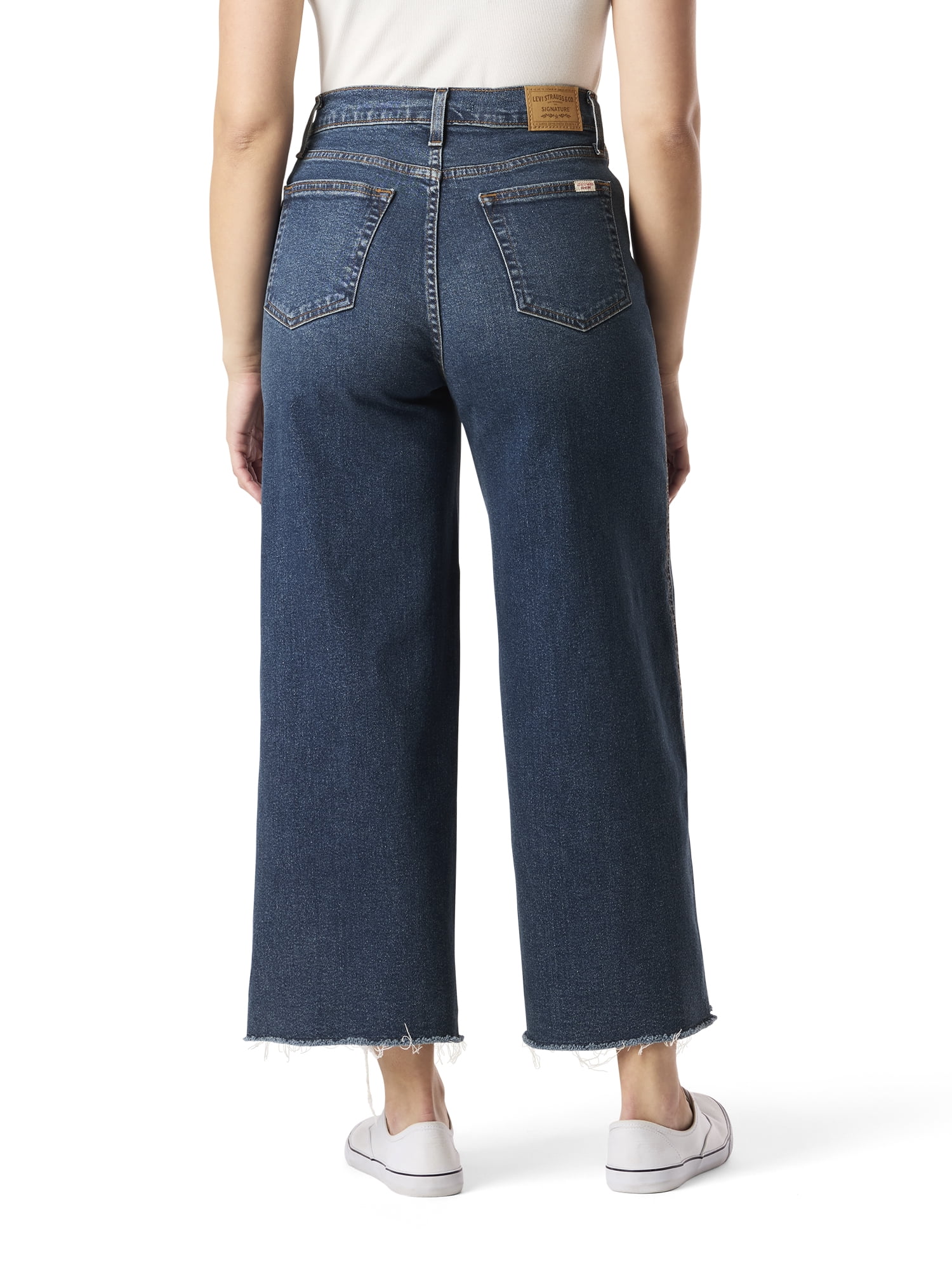 Levi Strauss Signature Women's and Women's Plus Vintage Wide Leg Crop Jeans