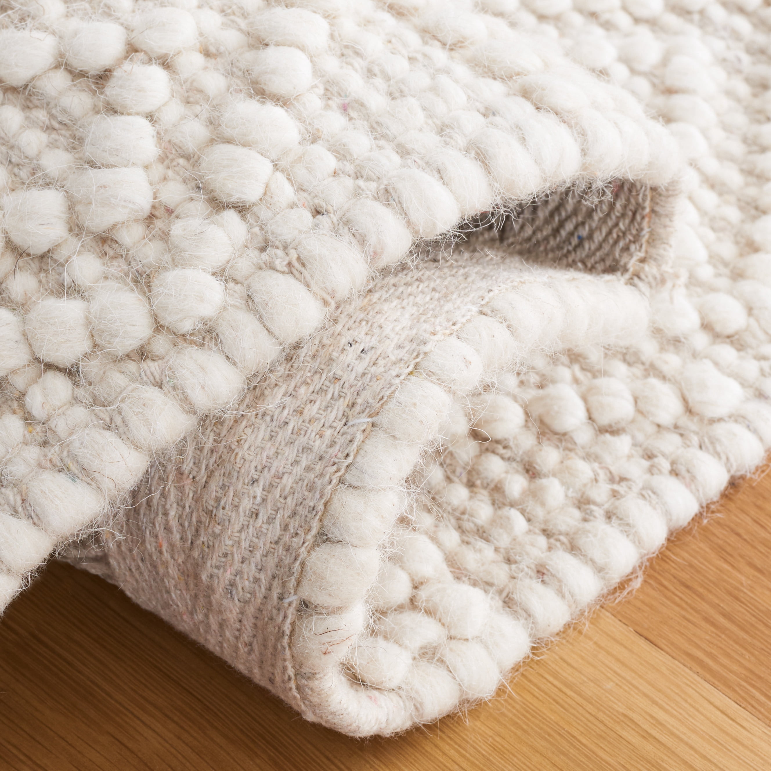 SAFAVIEH Natura Alaois Southwestern Runner Rug, Ivory/Beige, 2'3" x 9'