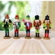 thumbnail image 3 of Soldado cascanueces pequeño de madera de 12,5 cm, juguete artesanal de nogal, regalo de Navidad Vistoso, 3 of 9