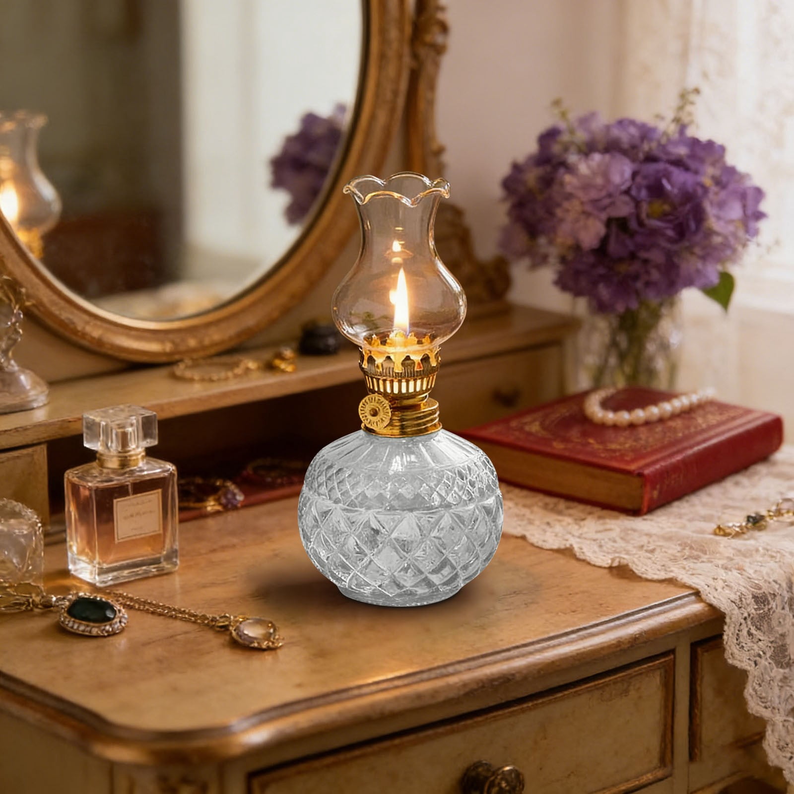 Vintage Style Oil Lamp with Glass Candle Holder, Vintage Glass Kerosene Lamp Lantern, Retro Glass Clear Kerosene Lamp Lantern, Clear Hurricane Oil Lamps for Table Centerpiece, Wedding Decor