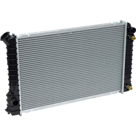NEW Radiator fit Chevrolet LLV, S10, S10 Blazer / GMC S15, S15 Jimmy, Sonoma