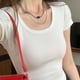 thumbnail image 3 of Camiseta de manga corta con cuello redondo y color liso para mujer, multicolor, cuello bajo, hilo ajustado, 3 of 5