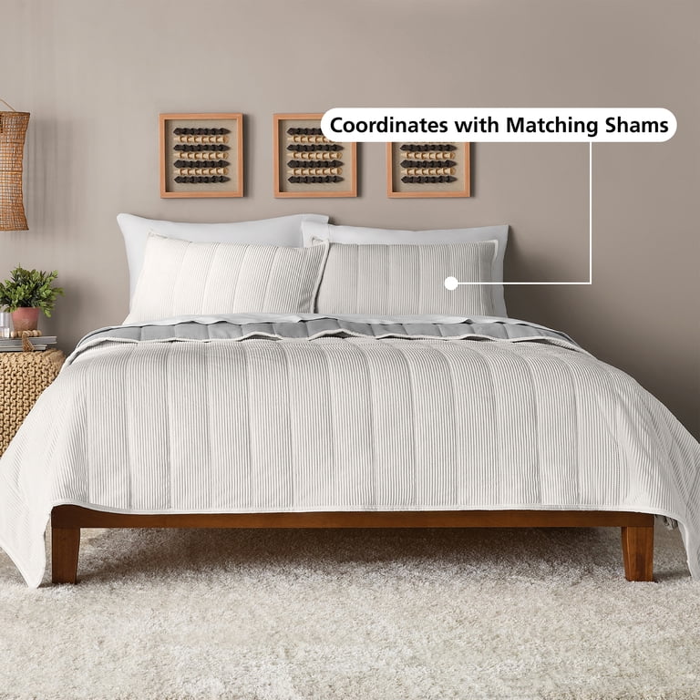 Mainstays Corduroy Quilt, Full/Queen, White, Reversible Bedding