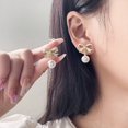 thumbnail image 4 of Pendientes con Clip de perlas de imitación, pendientes no perforados, Clip elegante para la oreja para mujer, accesorio de joyería diario para fiesta, 4 of 4