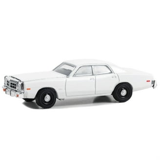 Greenlight GL43001L 1 to 64 Scale 2022 Chevrolet Tahoe