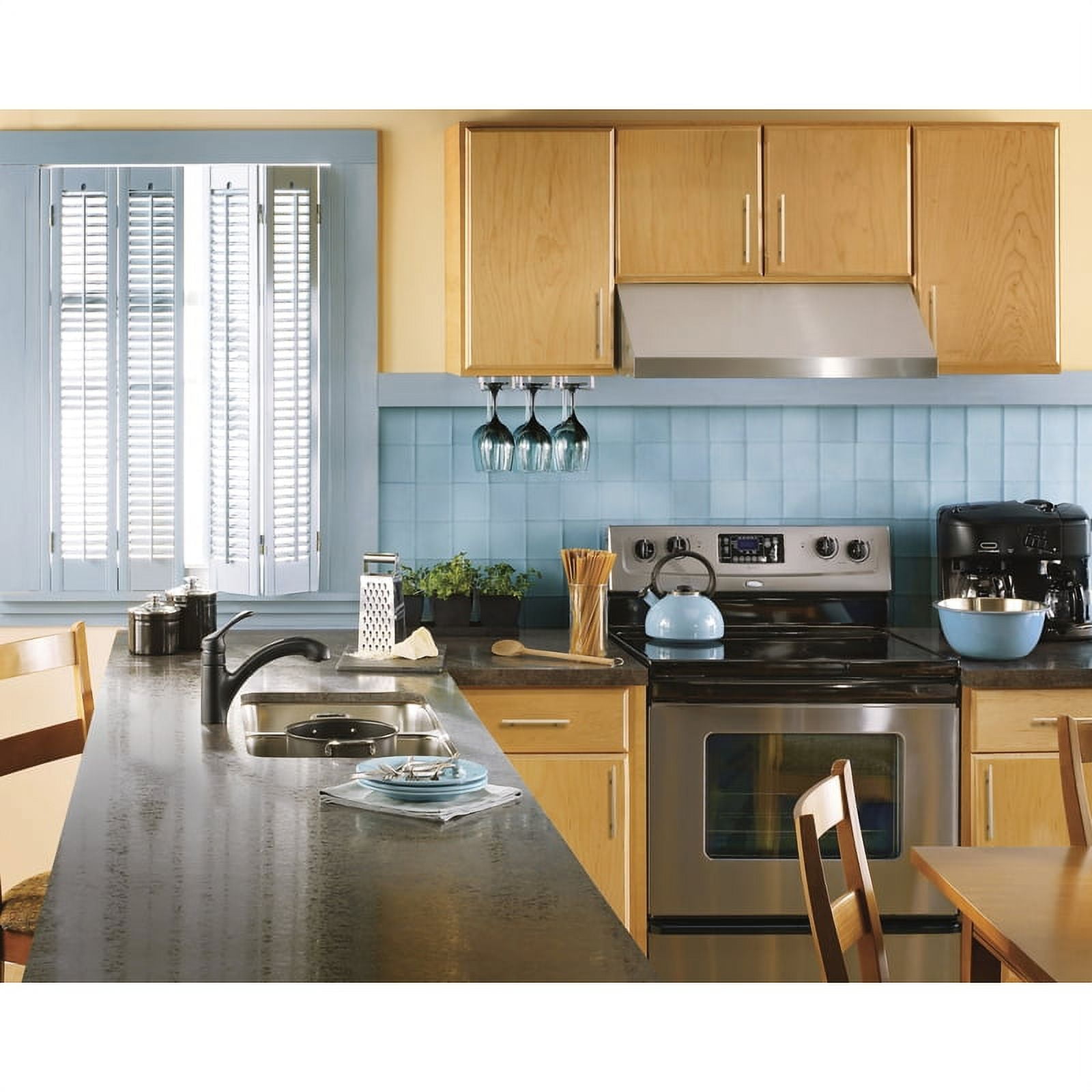 Moen Renzo One-Handle Low Arc Pullout Kitchen Faucet