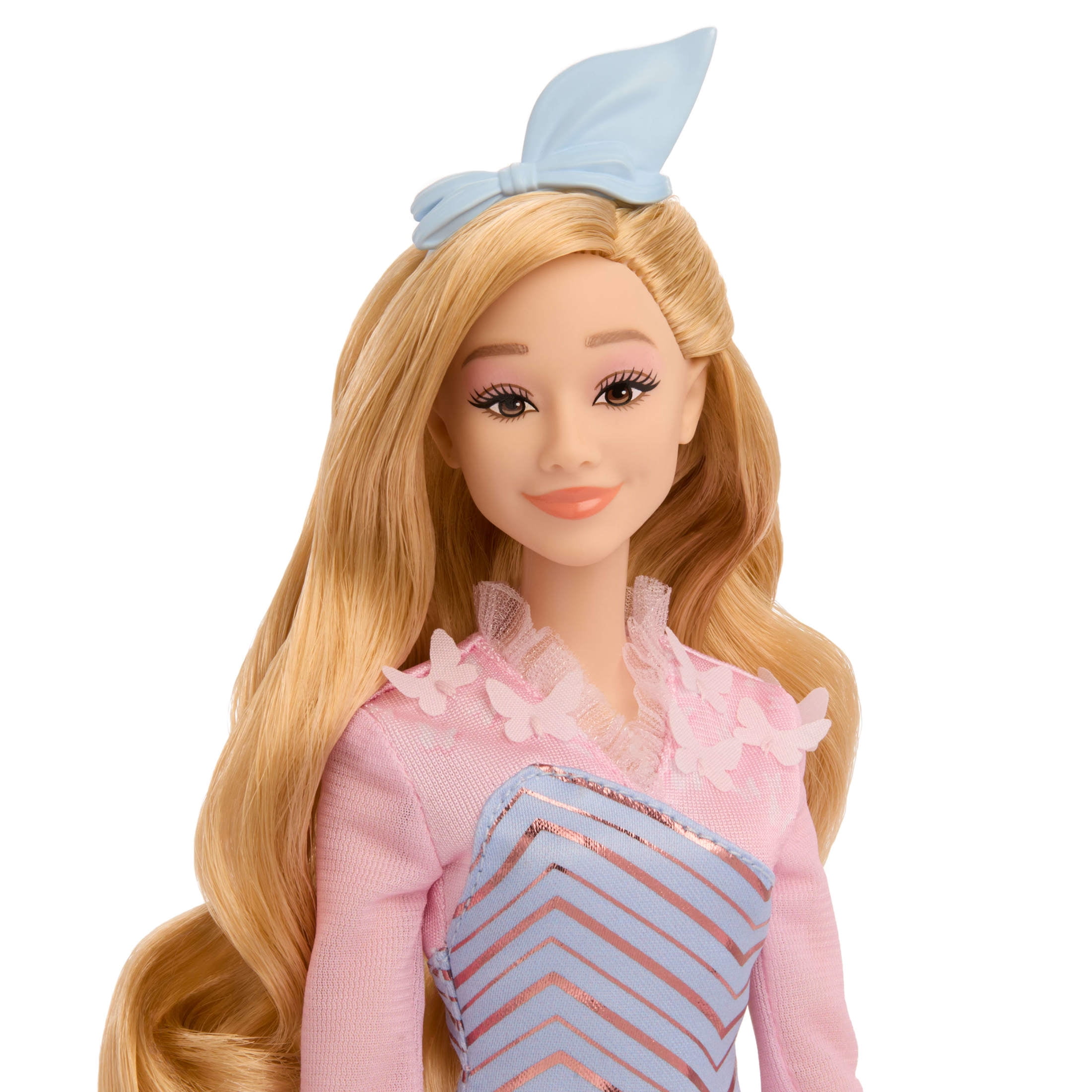 Universal Pictures’ Wicked Glinda at Shiz University Fashion Doll with Removable Fashions & Accessor(图4) Universal Pictures’ Wicked Glinda at Shiz University Fashion Doll with Removable Fashions & Accessor(图4)