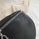 thumbnail image 4 of Bolsa bandolera clásico de cuero para mujer, cinturón para el pecho, bandolera (negro) Ehuebsd Para Estrenar, 4 of 9