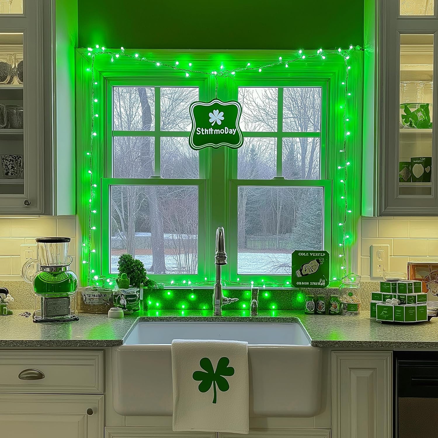 JMEXSUSS St Patricks Day Decorations, Connectable 100 LED St Patricks Day Lights, 8 Modes Plug-in Green Christmas Lights Indoor, 33ft Clear Wire Grinch Green String Light Outdoor for Grinch Tree Deco