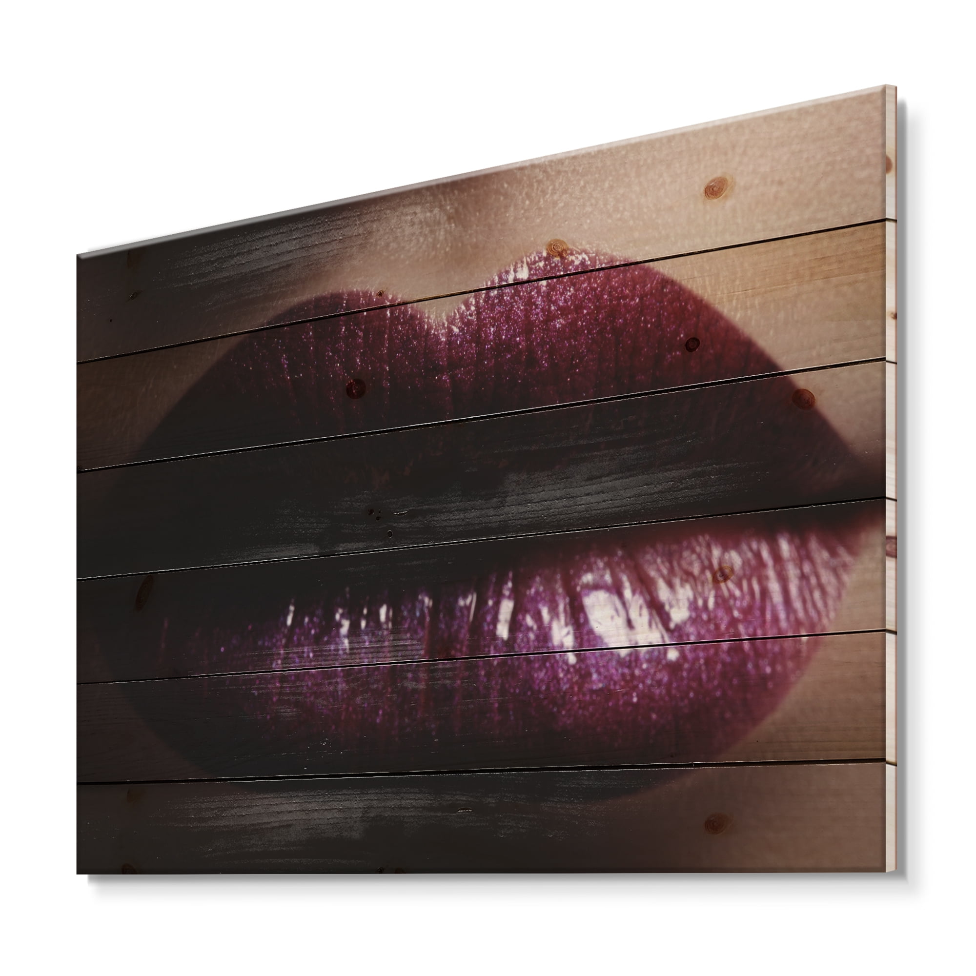 Designart 'Close-Up Of Woman Plump Lips With Glitter' Modern Print on Natural Pine Wood