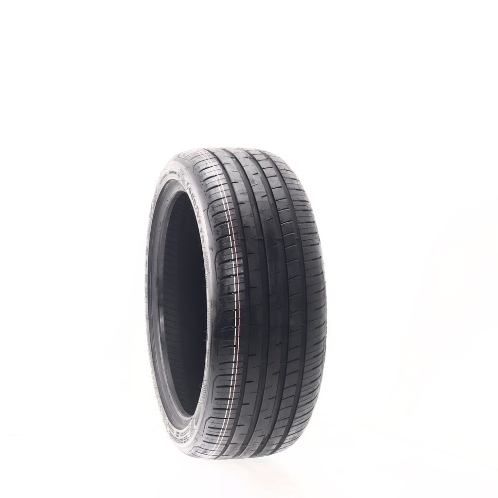Goodyear 225/40R18 92W Eagle Sport All-Season Tire - Wheel
