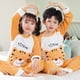 thumbnail image 1 of Spiderman Marvels Conjunto de pijamas para niños Otoño e invierno Franela Cálida engrosada Traje de servicio a domicilio para niñas Niños Pijamas para bebés16 altura 130-140 cm Gao Jinjia LED, 1 of 2
