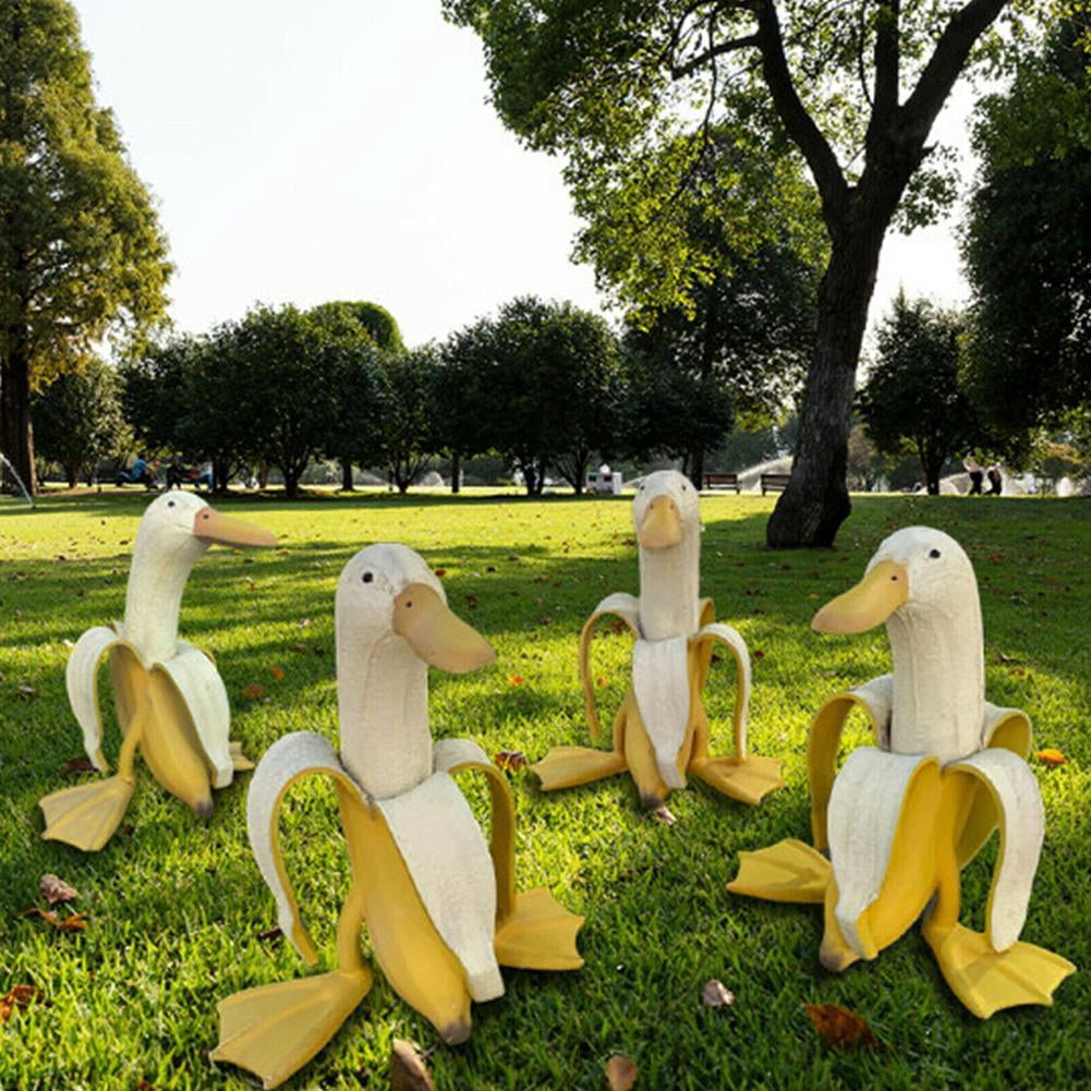 Wartleves Banana Duck Sculpture, Creative Banana Duck Art Statue Garden Yard Outdoor Decor
