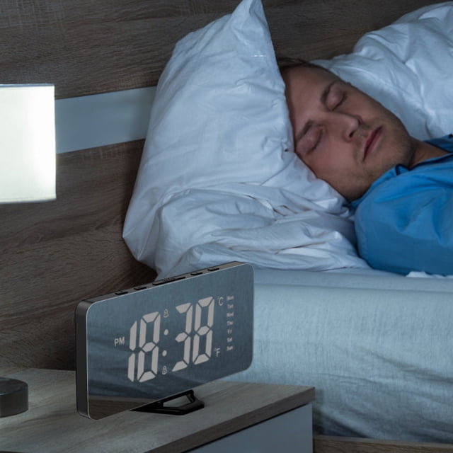 Pisexur Electrónica para Hombres Reloj Electrónico Digital Pantalla LED Reloj Electrónico Pantalla Digital Estéreo Reloj Despertador con Función de Repetición 12/24H Pantalla de Temperatura Versión E