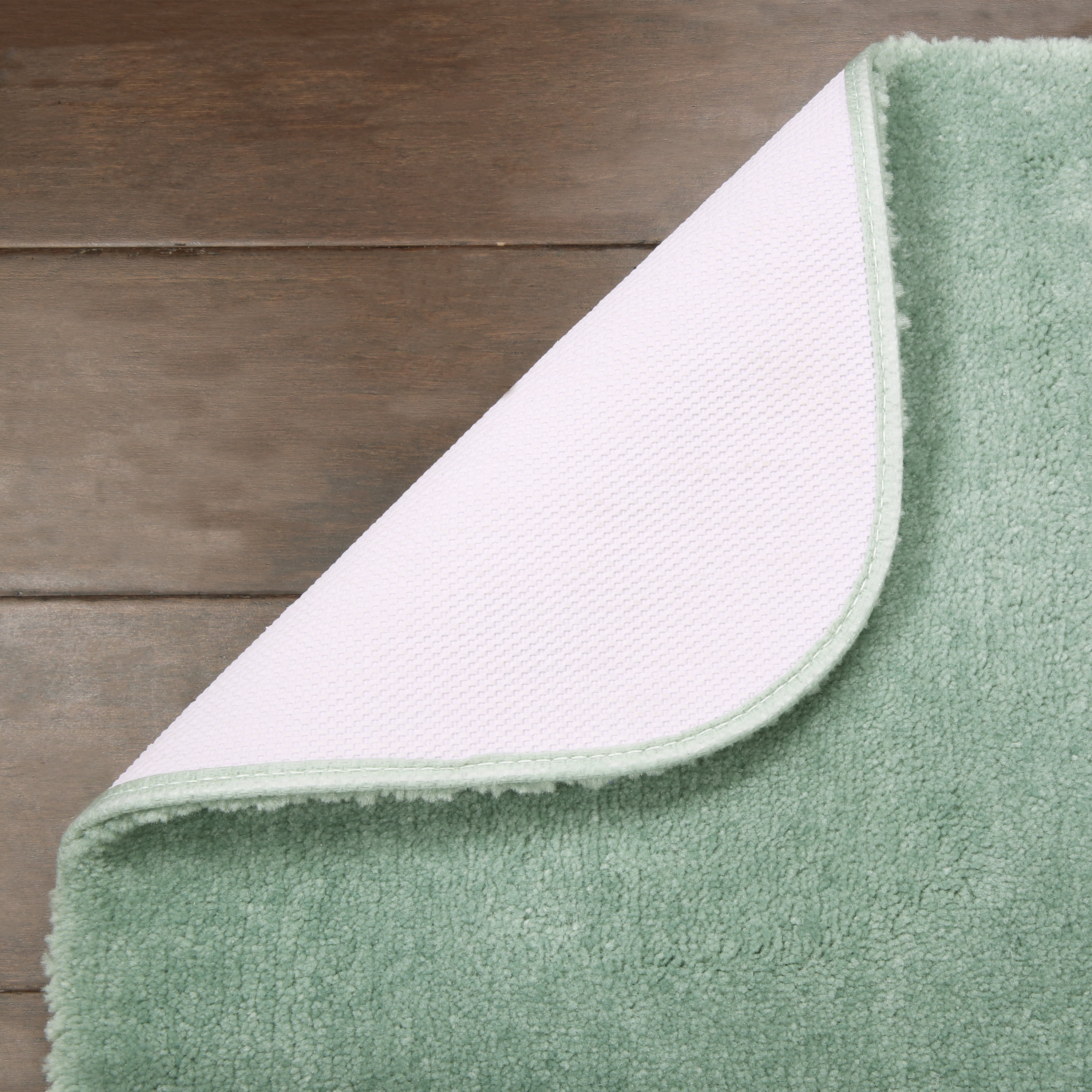 Better Homes & Gardens Solid Green Nylon Bathroom Rug, 24"x40" - 1 Each