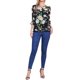 thumbnail image 2 of Blusa de Chiffon Floral para Mujeres INSPIRE CHIC de Manga 3/4 con Cuello Redondo y Dobladillo con Volantes en Negro-Verde Floral Talla L, 2 of 6
