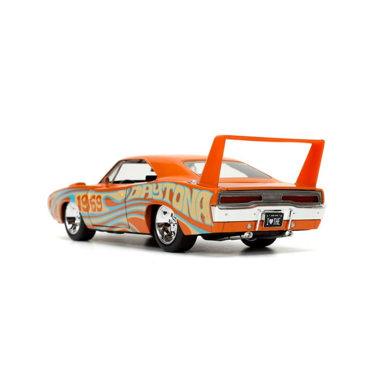 ミニカー JADATOYS 1/24 DODGE CHARGER DAYTONA Amazon.com: Jada Toys Fast & Furious Dom's Dodge Charger