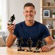 thumbnail image 5 of Adornos de madera para jugadores de fútbol con figuras de silueta de fútbol para la oficina y la decoración de fiestas, 5 of 7