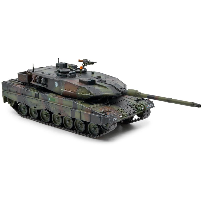 PANZERKAMPF German Leopard 2A7 PRO Sand camouflage 1/72 FINISHED MODEL TANK