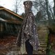 thumbnail image 3 of Poncho impermeable militar con capucha y tejido antidesgarro para acampar y hacer senderismo al aire libre., 3 of 14