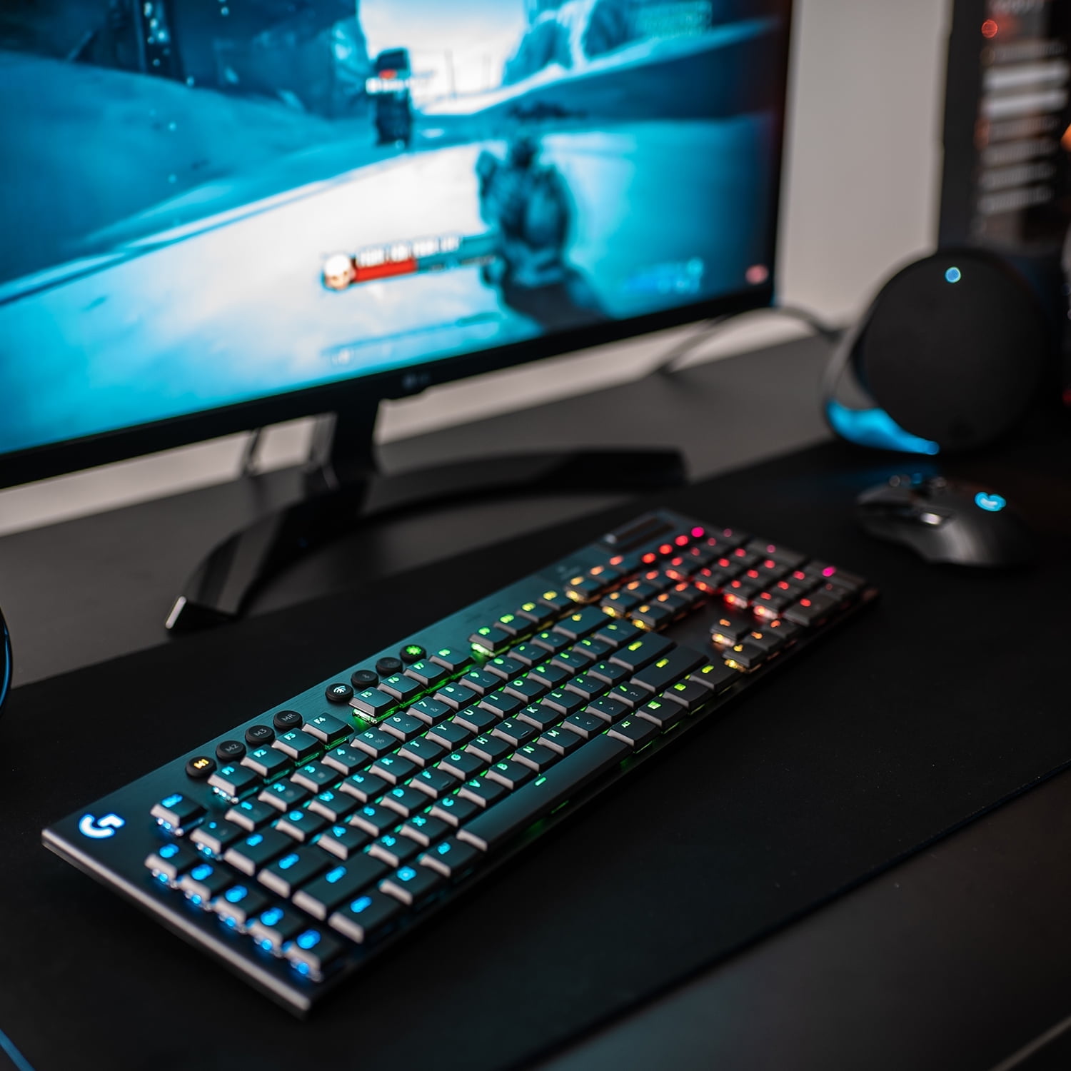 Logitech G915 LIGHTSPEED Wireless RGB Mechanical Gaming Keyboard-GL Clicky (Missing dongle)