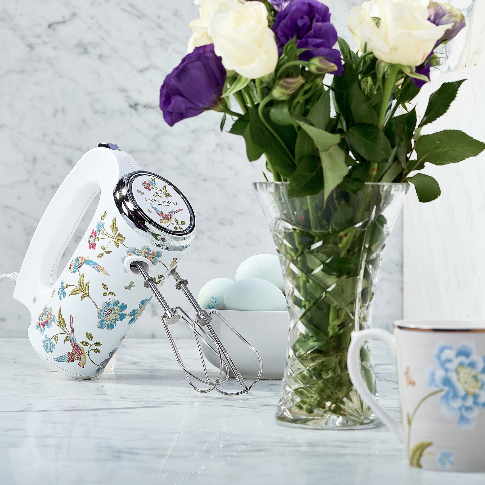 VQ - Laura Ashley 5-Speed 300-Watt Hand Mixer - Elveden White