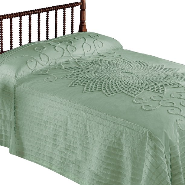 Collections Etc. Vintage Starburst Bedspread with Country Handwork