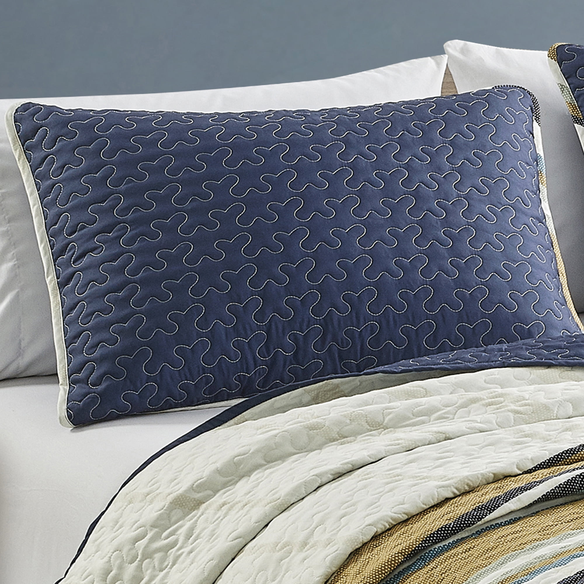 Evjk 3-Piece Decorative Lightweight Bedspread Set – Durable, Microfiber with Decorative Print, QUEEN