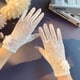thumbnail image 3 of Guantes de seda de hielo para primavera y otoño, manoplas cortas de encaje con pantalla táctil para conducción fina de verano para mujer, 3 of 5