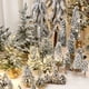 thumbnail image 2 of Mini árbol de Navidad Artificial, copo de nieve en miniatura, hermoso, decorativo para el hogar, cocina, plantas de escritorio, Navidad, 2 of 5