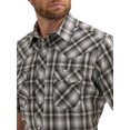 thumbnail image 4 of Wrangler® Men's and Big Men's Regular Fit Short Sleeve Western Shirt, Sizes S-5XL, 4 of 4