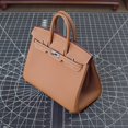 thumbnail image 4 of 2025 Bolsos de mujer de piel de vaca de primera calidad Bolsos de platino de alta calidad Bolsos de mujer de cuero genuino de temperamento de moda Bolsos clásicos que combinan con todo, 4 of 5