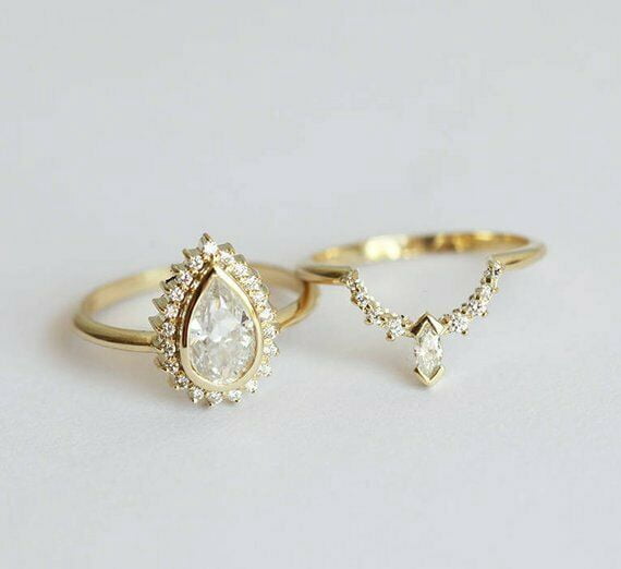 HeartsAndYou 2ct Pear Cut Moissanite Engagement Ring for Women 18k Yellow Gold Over Silver Halo Curved Bridal Set