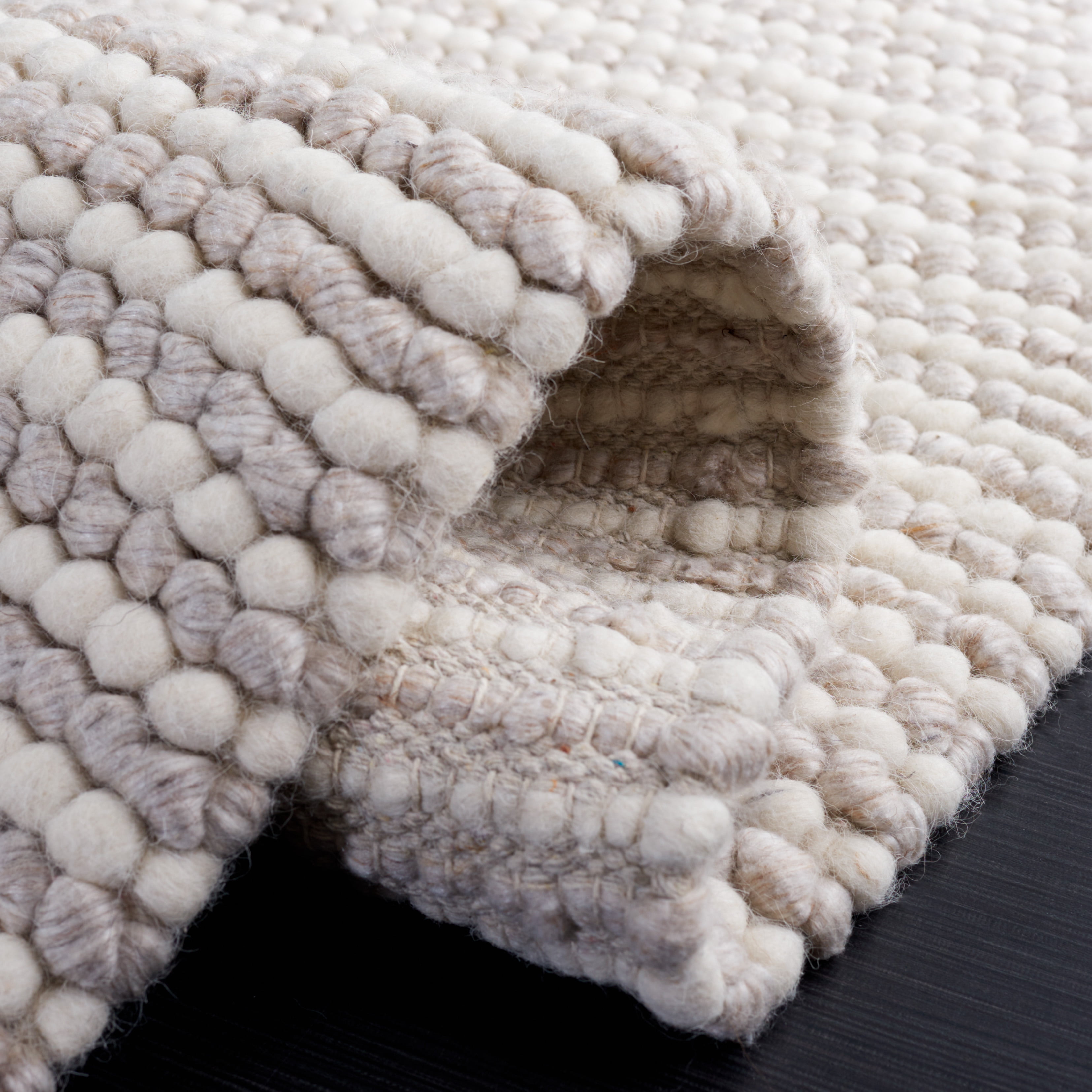 SAFAVIEH Natura Fredrick Striped Area Rug, Ivory/Beige, 10' x 14'