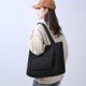thumbnail image 2 of Bolso Con Asa Superior Hombro Ligero Compras para Mujer, 2 of 9