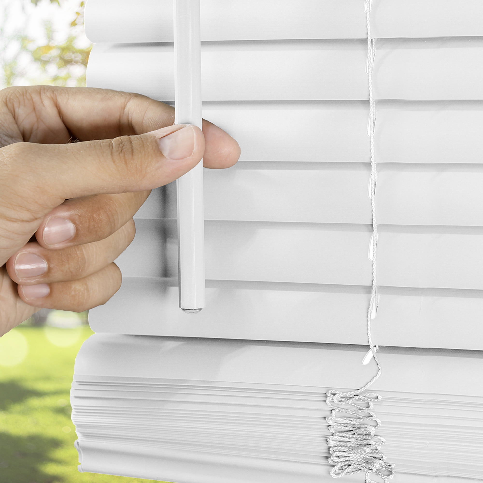 Chicology 50.5"W X 60"H Midnight White Cordless Blackout 1" Slats Vinyl Mini Window Blinds