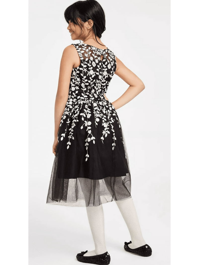 【新品】　Emboridered Lace Back Dress northandmainclothingco-