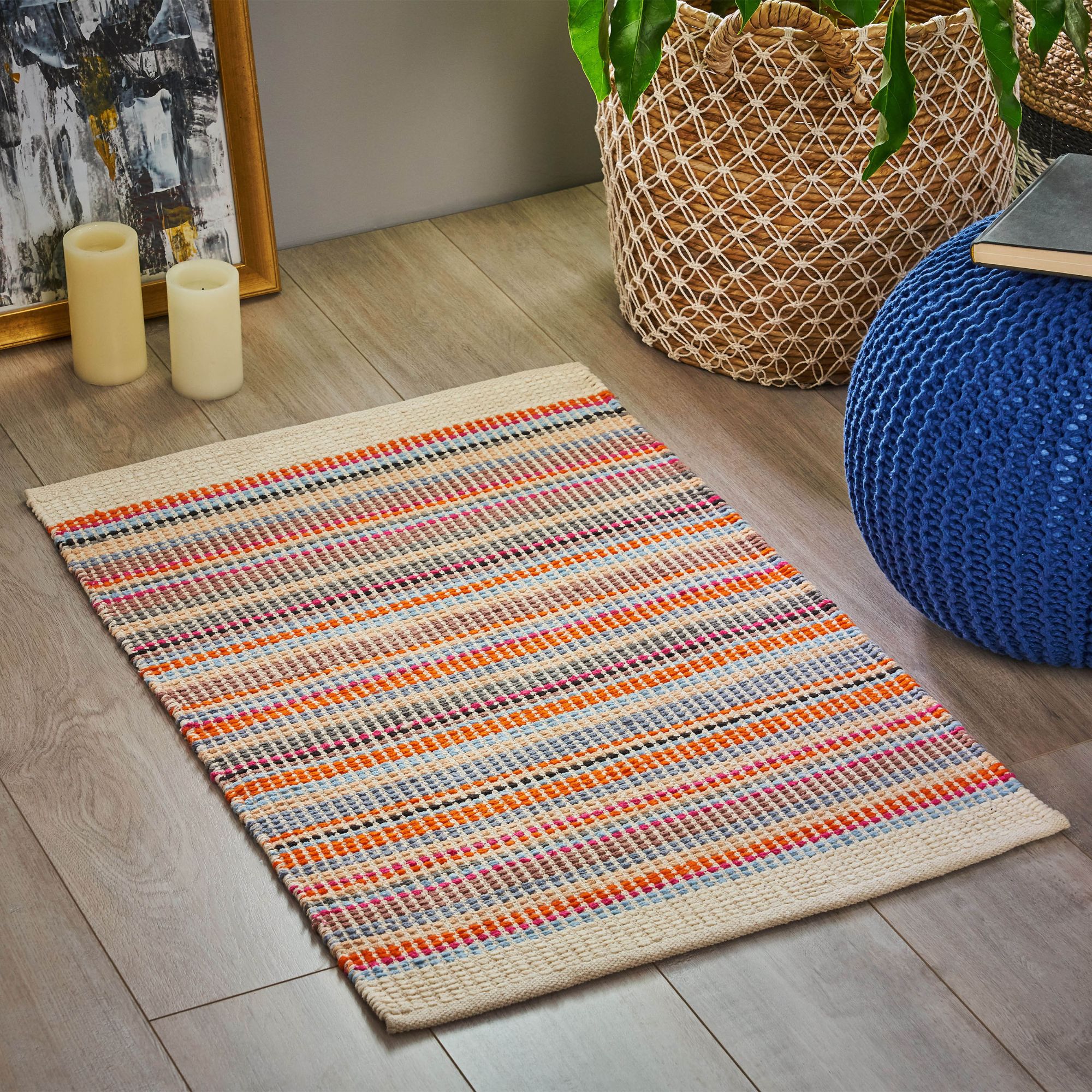 2' x 3' Red and Beige Rectangular Area Throw Scatter Rug