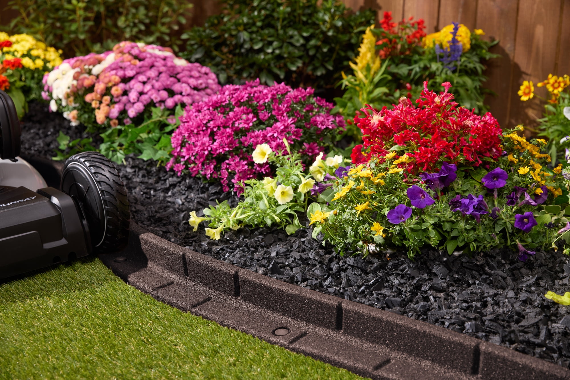 GroundSmart Roman Brick Landscape Edging, 4' Brown Rubber Garden Edging Border, 6 pack
