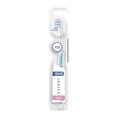 thumbnail image 3 of Cepillo dental Oral-B Pro Health Expert sensi 1 pza, 3 of 4