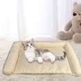 thumbnail image 4 of Alfombrilla refrescante de verano para perros y gatos, tejido de seda hielo indeformable, suave y transpirable, que absorbe la humedad, resistente a las manchas, cama para perros de 53x39cm para, 4 of 4