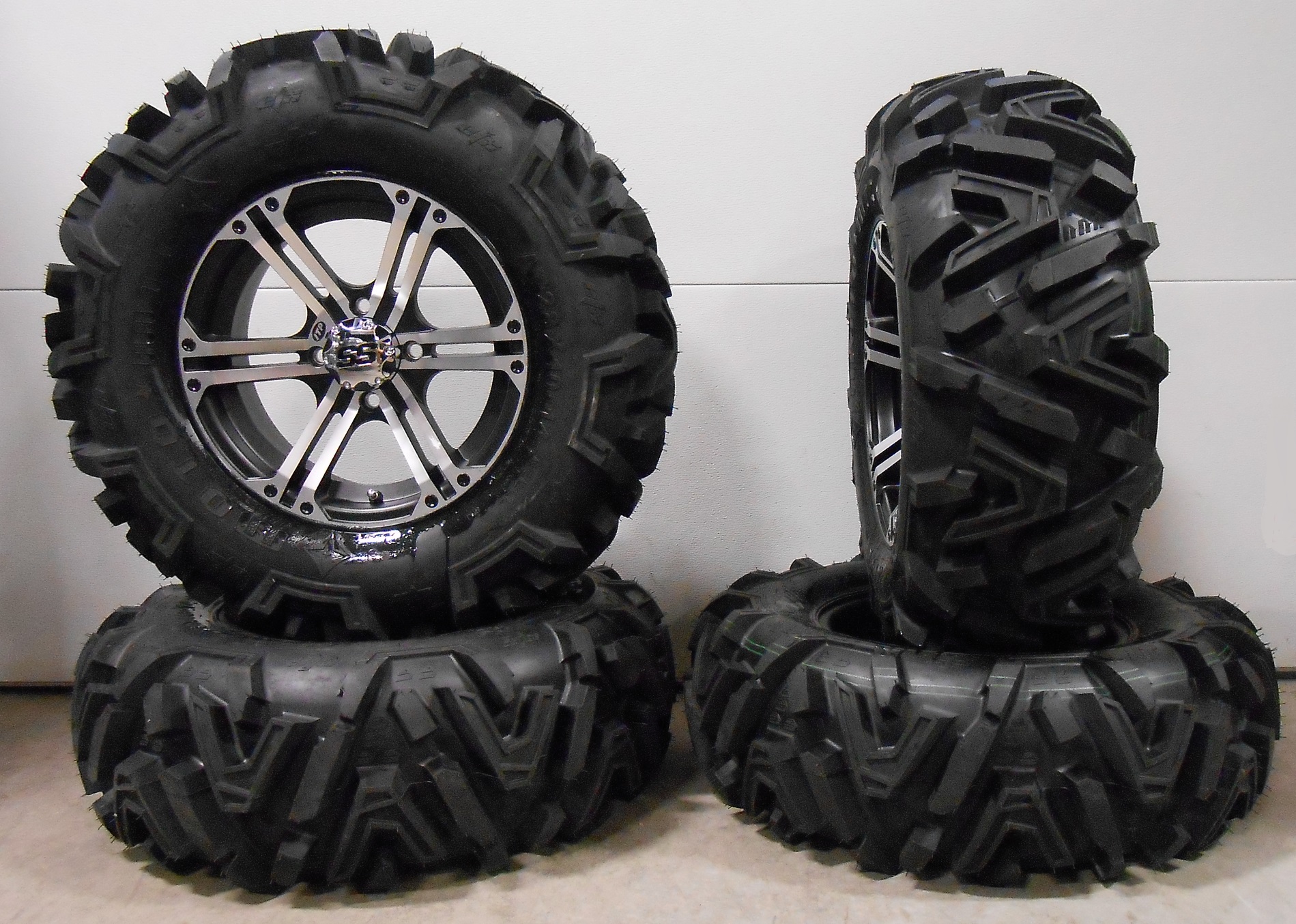 ITP SS212 14" Wheels Machined 28" Moto MTC Tires CanAm Commander