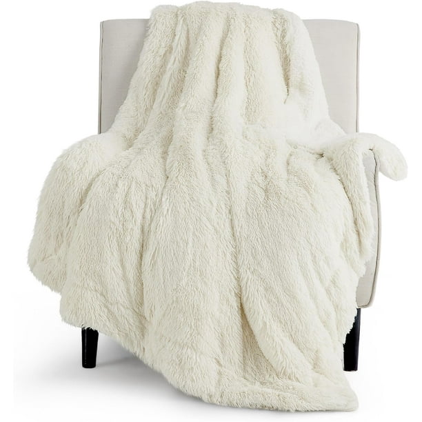 Bedsure Faux Fur Cream Throw Blanket Fluffy Blankets & Throws Shaggy Faux Fur Blanket, 50x60