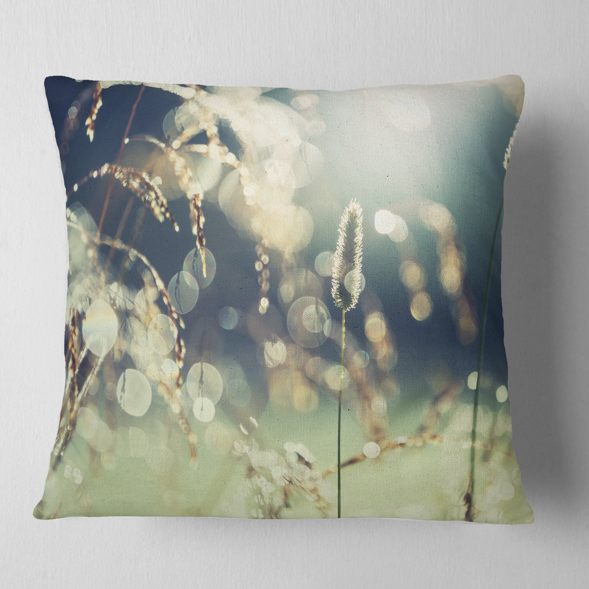 Designart 16" x 16" Blue Polyester Throw Pillow