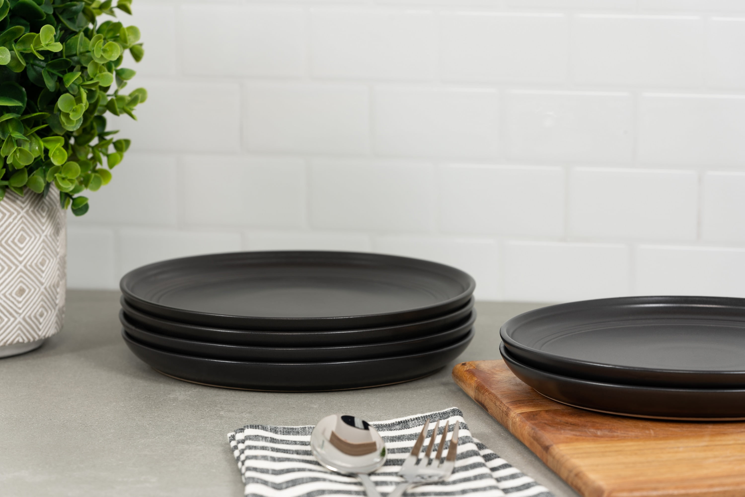 10 Strawberry Street Double Line 8.25" Round Stoneware Salad Plate, Set of 6, Matte Black
