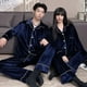 thumbnail image 5 of Pijamas de pareja de manga larga de otoño e invierno, pijamas de mujer de color sólido de terciopelo dorado de talla grande, conjunto de ropa sencilla para el hogar, 5 of 6